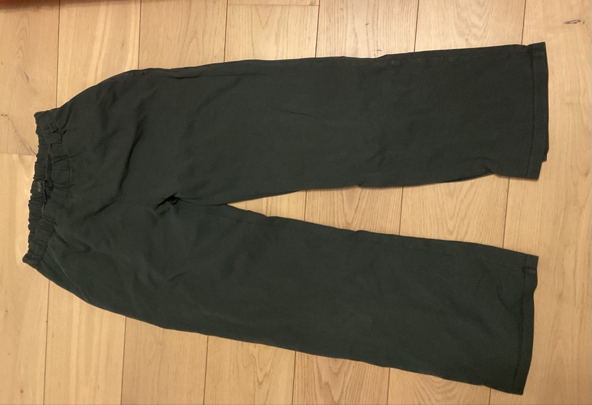 Brandy Melville Pantaloni: Brandy Melville Trainerhose Open Leg – Usato da Uitikon Waldegg venduto da lor_b2rv