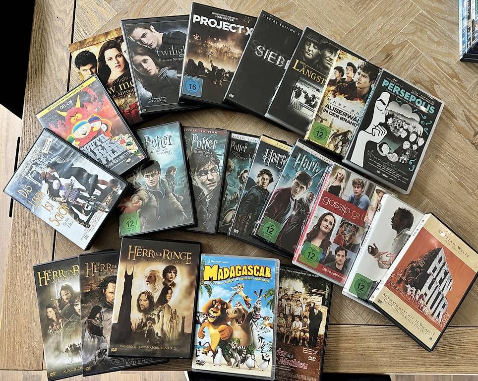 Alle DVDs: DVD's – Gebraucht aus Chur von leandrav