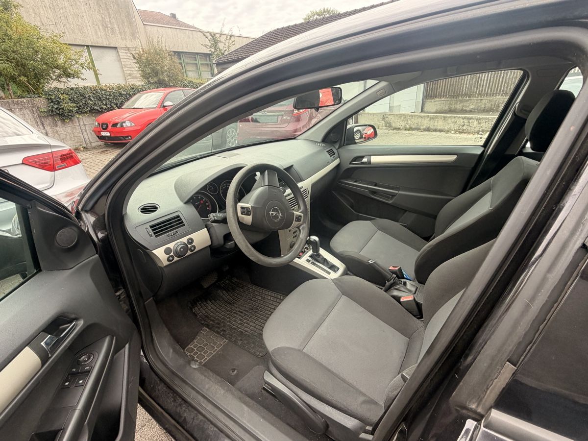 Opel Automobili: Opel Astra 1.8 Automat  – Usato da Hunzenschwil venduto da Car.2015 6