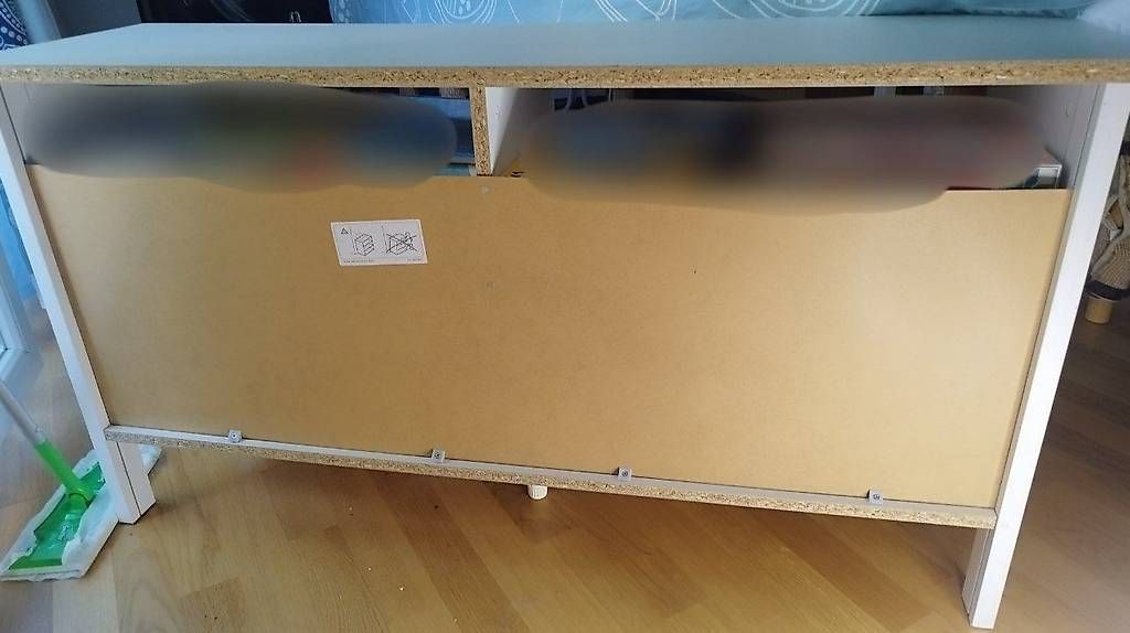 Ikea Mobili TV: Kleine weiss Möbel – Nuovo (secondo la descrizione) da Luzern venduto da SusanaVieira 1