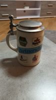 Bierhumpen mit Reklamen