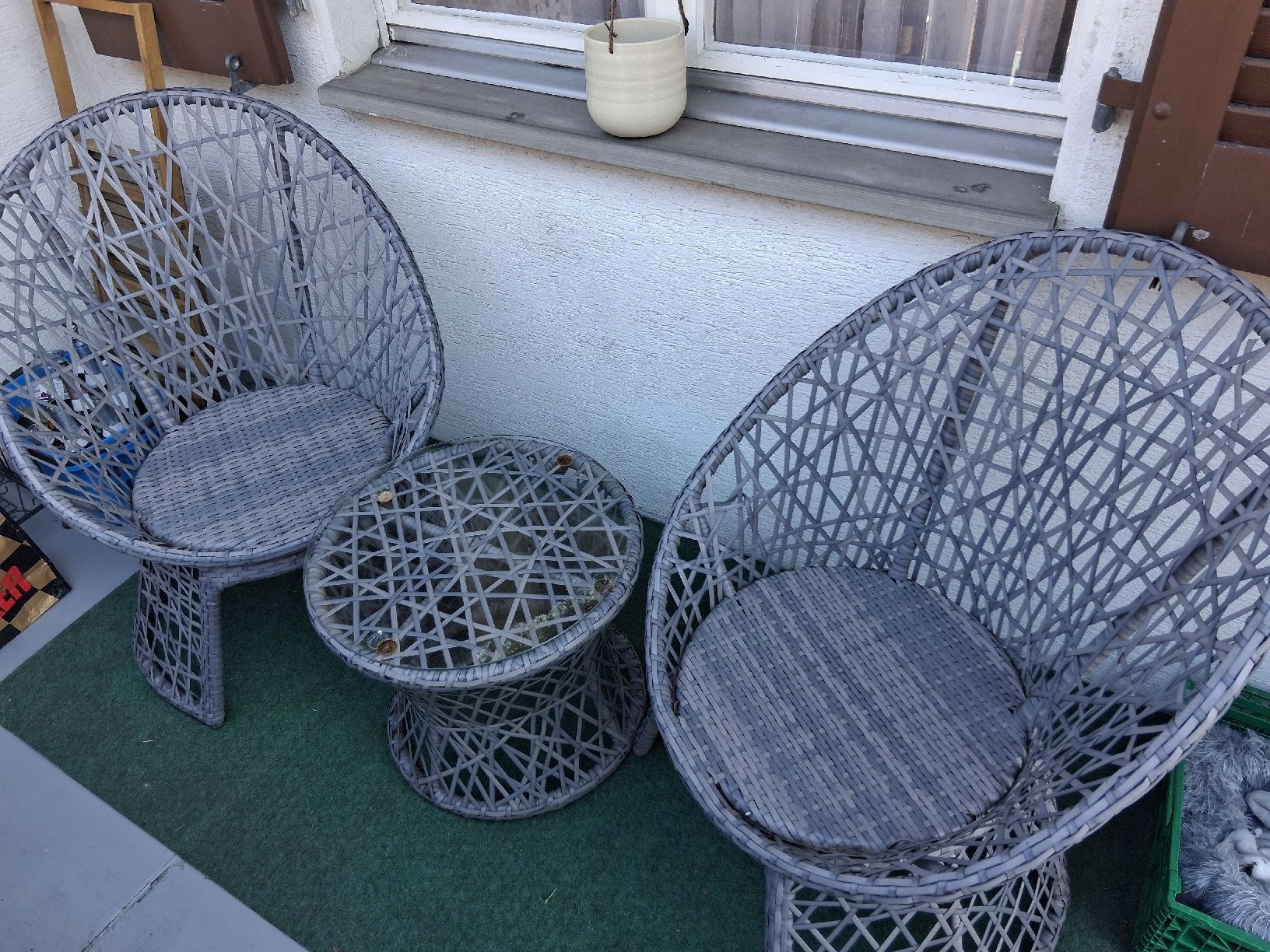 Set di tavolo e panche: Gartenmöbel Set, 2 Stühle + Tisch – Usato da Wolfenschiessen venduto da Ylvi21