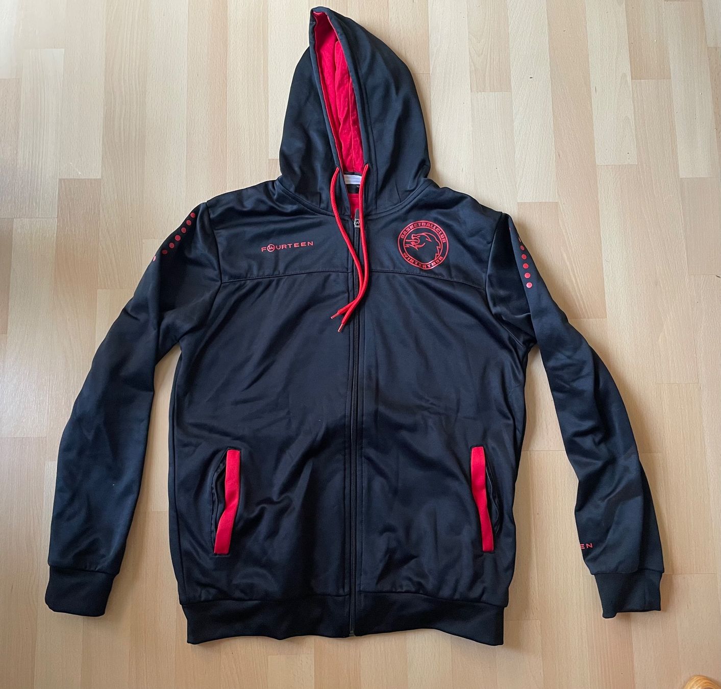 Vestes: Trainingsjacke – D'occasion à Wila par Lokelo