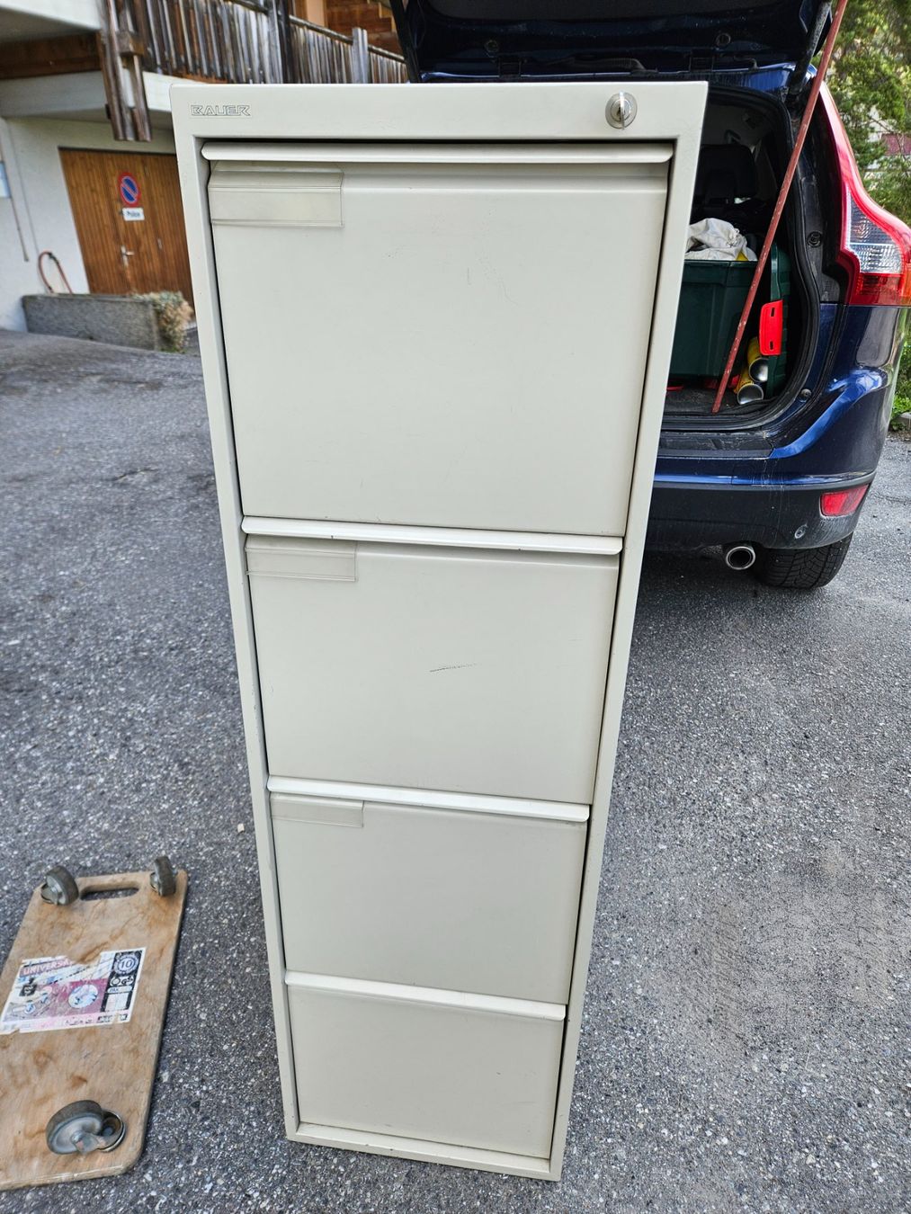 Scaffali: Meuble de rangement/bureau avec clé – Usato da Haute-Nendaz venduto da Bart84 2