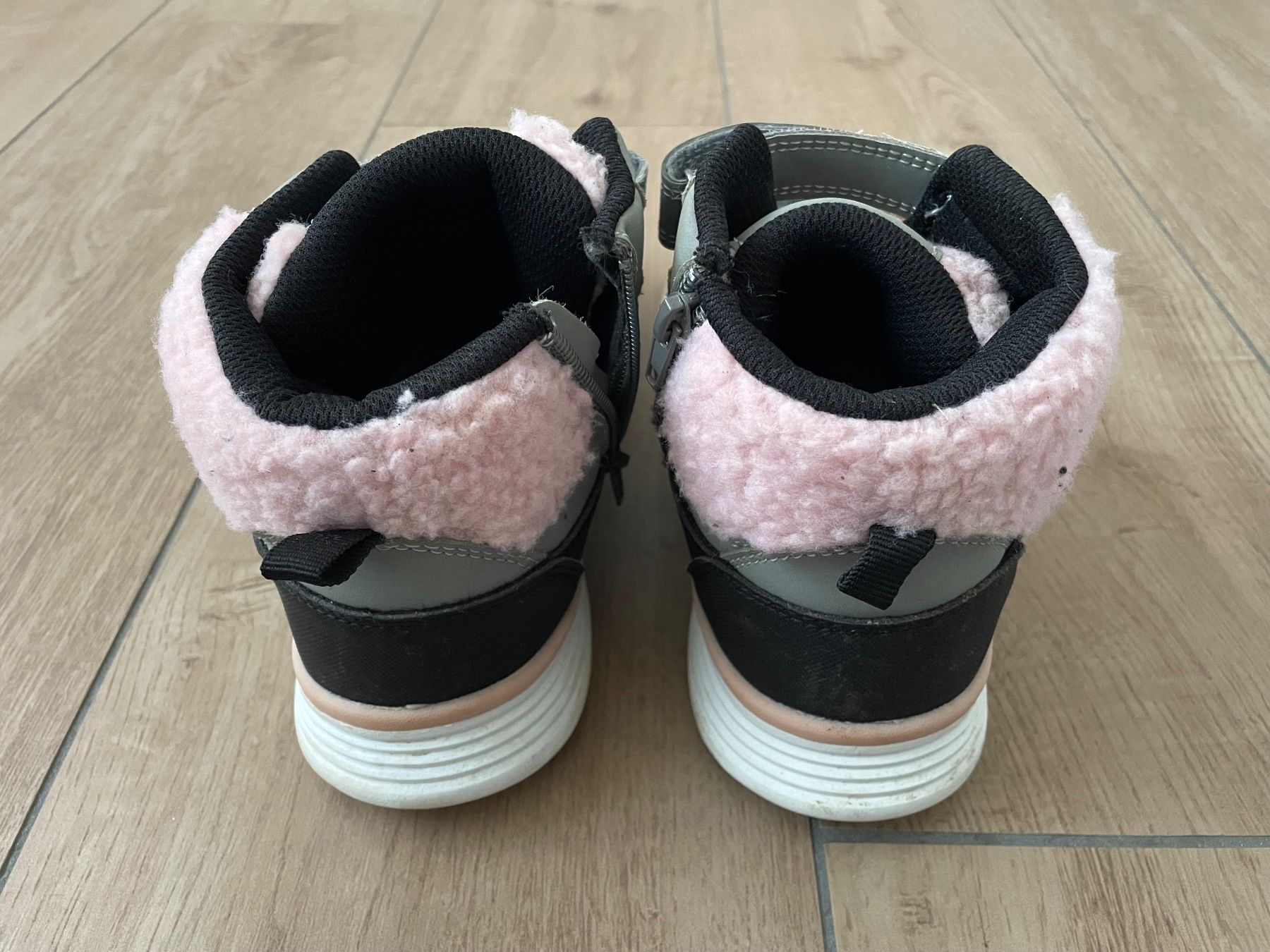 Primigi Schuhe für Mädchen: Schuhe von Primigi Gr. 38 – Gebraucht aus Waltenschwil von hansnine 2