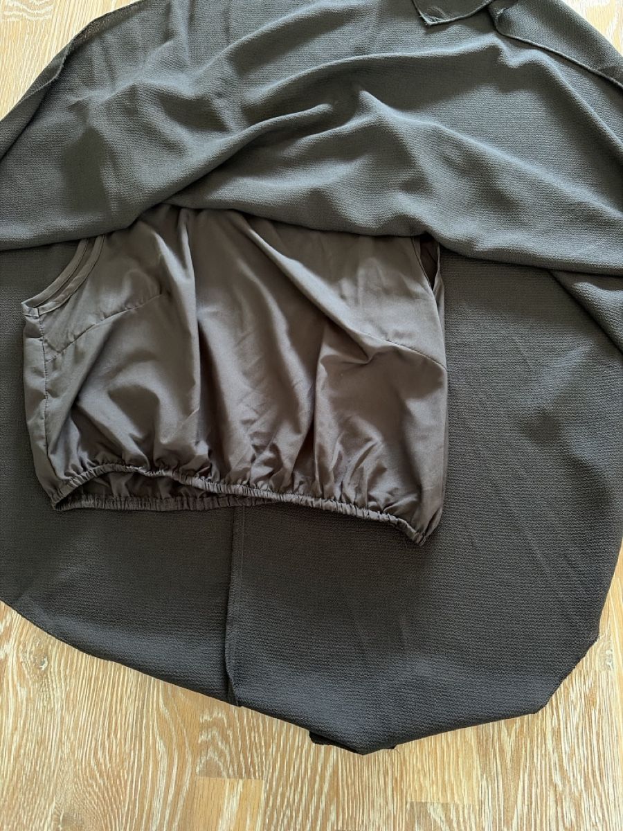 Top: Schwarzes, stylisches Poncho Oberteil Gr. M  – Usato da Schöftland venduto da nevio74 1