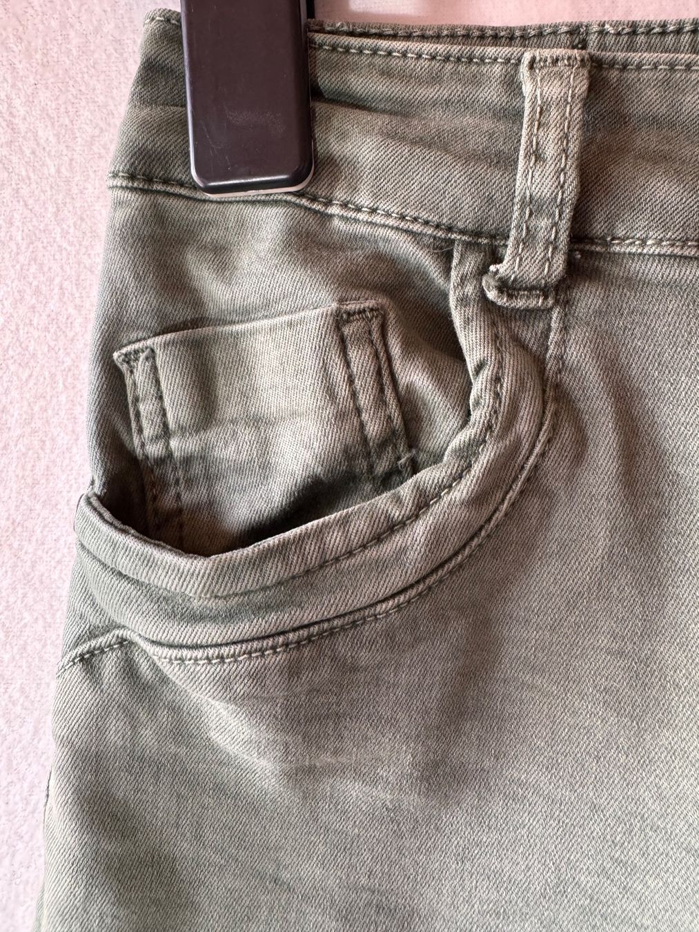 Jeans: Mintgrüne Jeans Gr. S – Usato da Grosswangen venduto da second_hand_dress 4