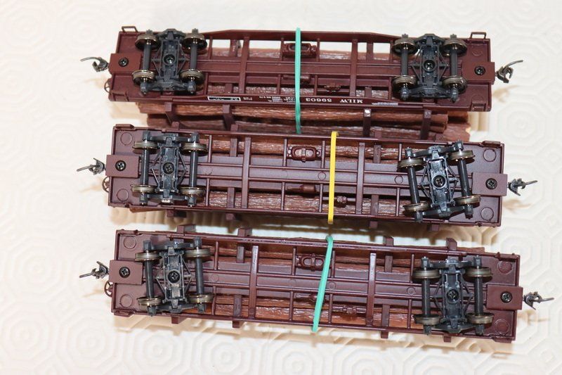 Modelleisenbahnen: 3 US Güterwagen ( 549 ) – Gebraucht aus Kerzers von Winu64 6