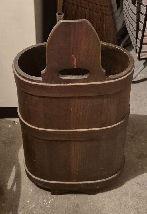 Altro per la casa: Antike Holz-Chriesi-Eimer, Handbemalt, Vintage – Usato da Liebefeld venduto da DekoBrokland 2
