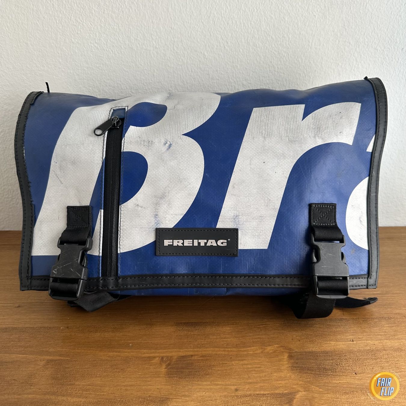 Freitag Borse: Freitag F18 Rex Blau / Weiss – Usato da Luzern venduto da fairflip