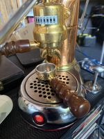 Pavoni 18 K Gold  -Siebträger Kaffeemaschine Italie