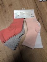 NEU 4 Paar Socken, Grösse 23-26 Smile