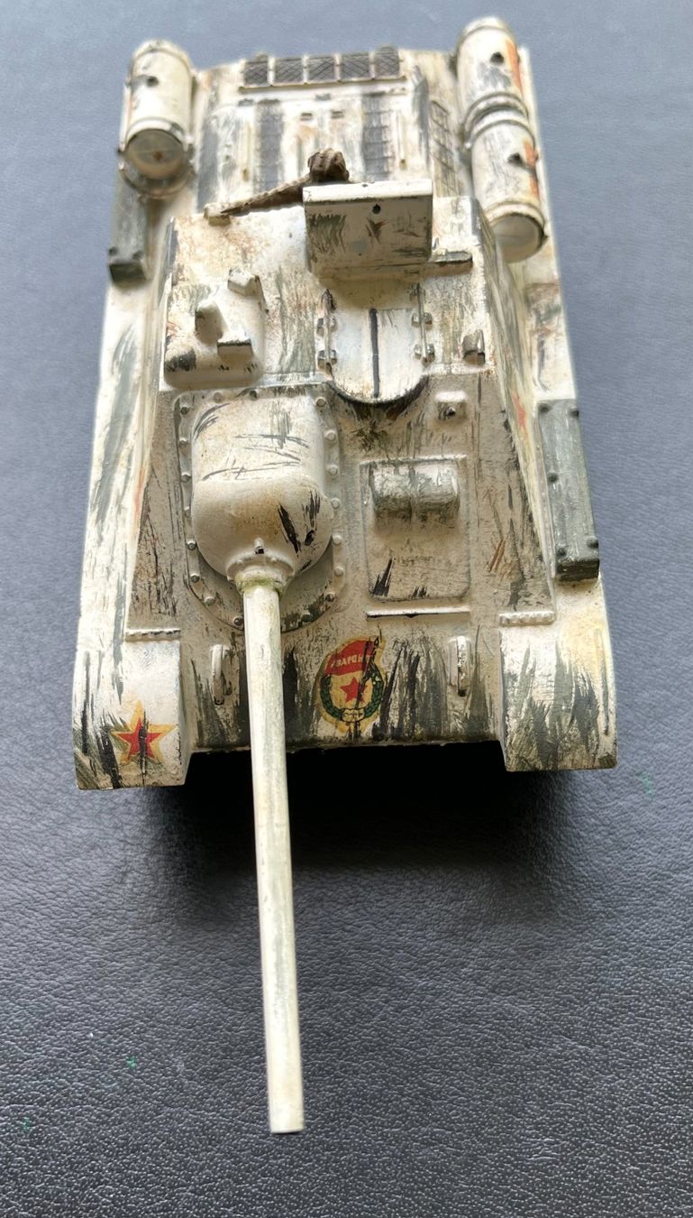 Kit di modellismo & Modellini statici: 1/48 Sowjetischer Panzer  SU-85  WW II – Usato da Küsnacht ZH venduto da Koluk 1