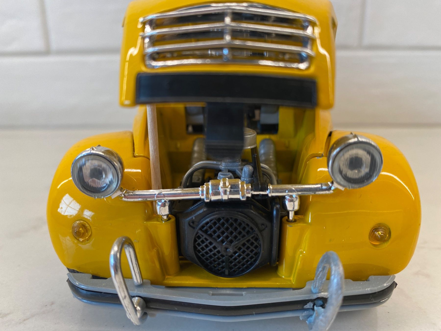 Solido Modellautos: Solido 2cv 1/18 James Bond 007 – Gebraucht aus Gollion von  2