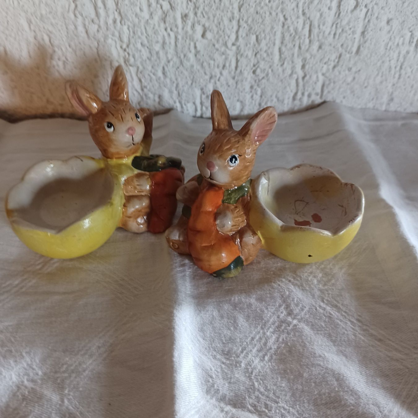 Altre Stoviglie: 2 herzige Eierbecher mit Hasen – Usato da Abtwil SG venduto da luupsy 1