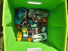 Diverse Spielzeugautos gebraucht