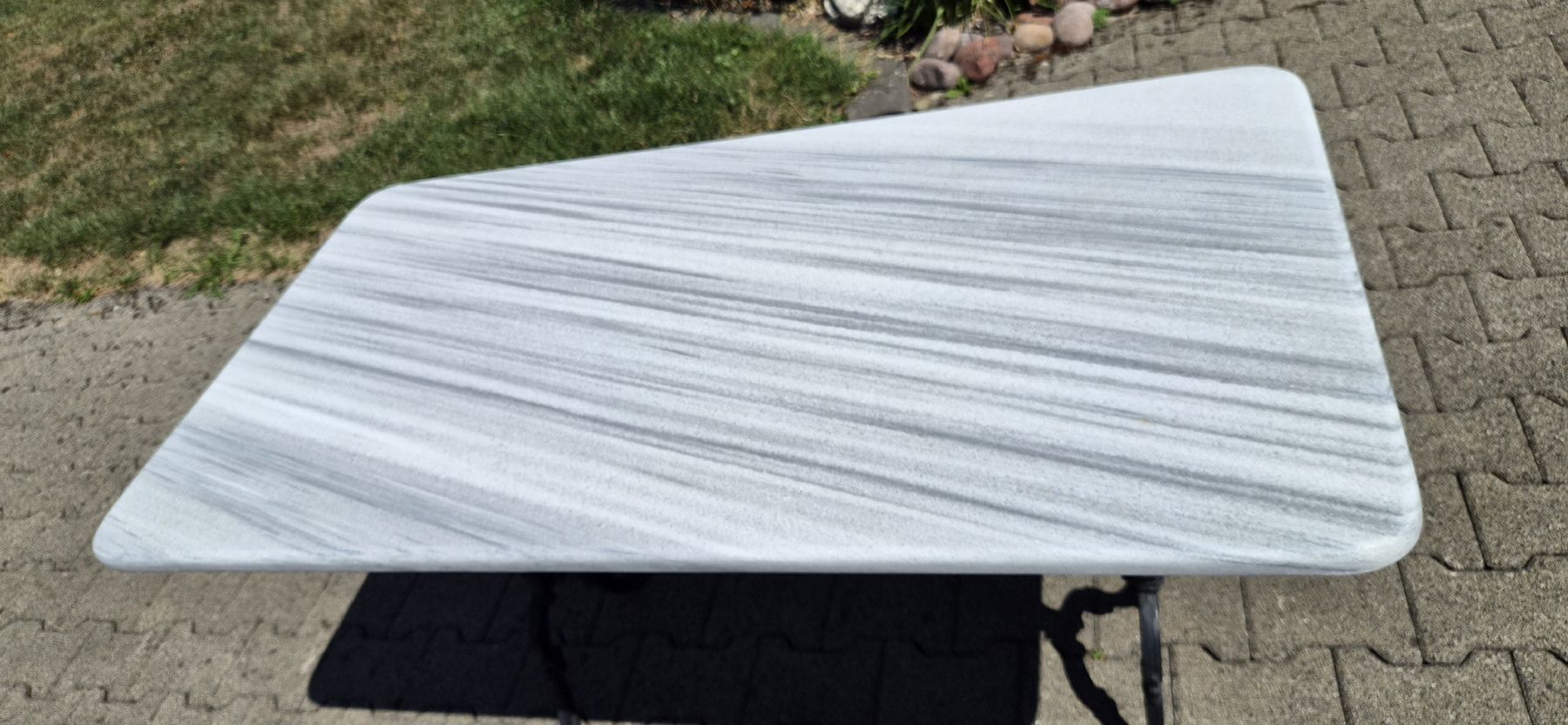 Tavoli: Tisch Marmorplatte Eisengestell Retro 120x65cm – Usato da Winterthur venduto da Pixi 2
