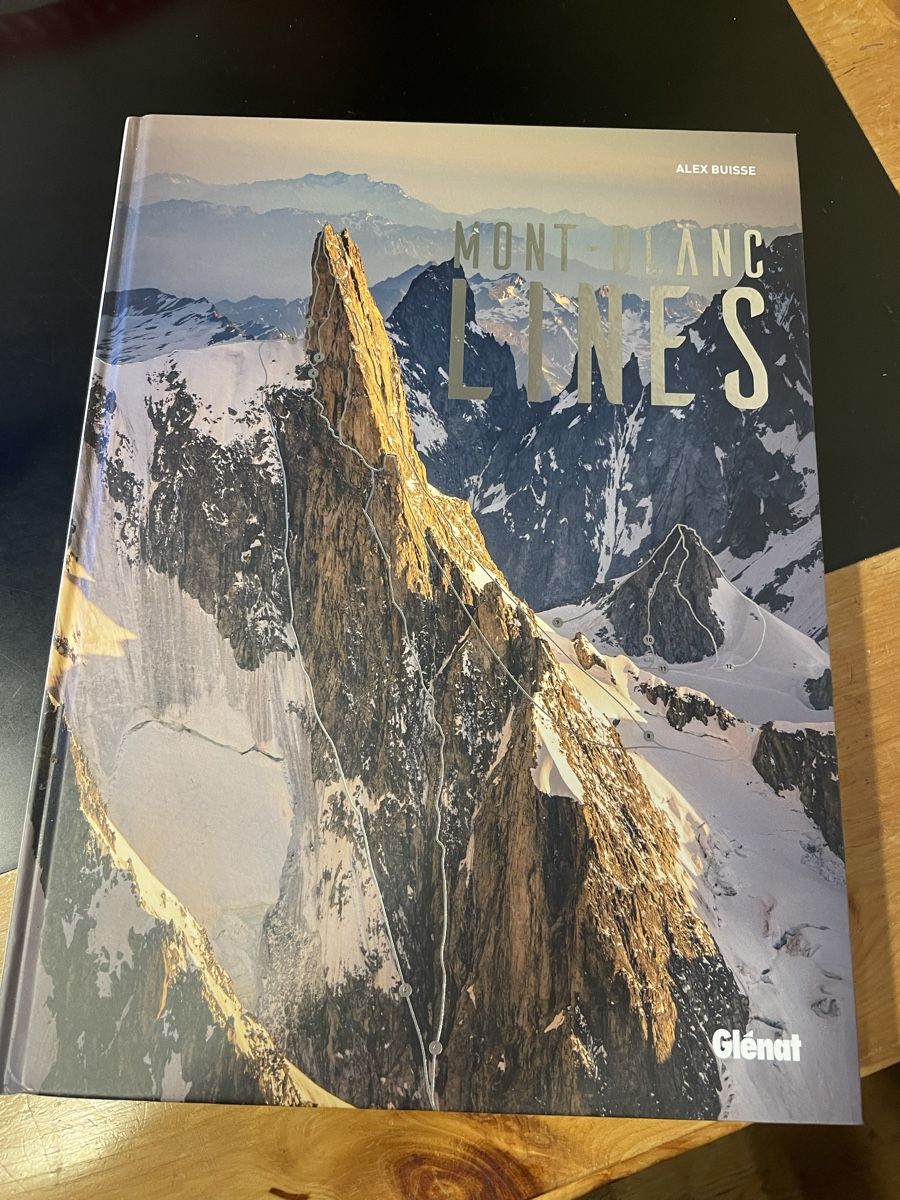 Libri: Mont Blanc Lines - Français – Nuovo e nell'imballaggio originale da Engelberg venduto da mrn4