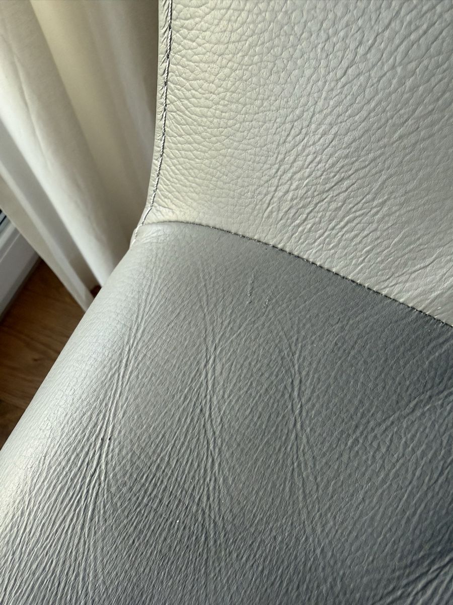 Divani: Echtleder Sofa in Grau – Usato da Dürrenäsch venduto da sitascha_ 5