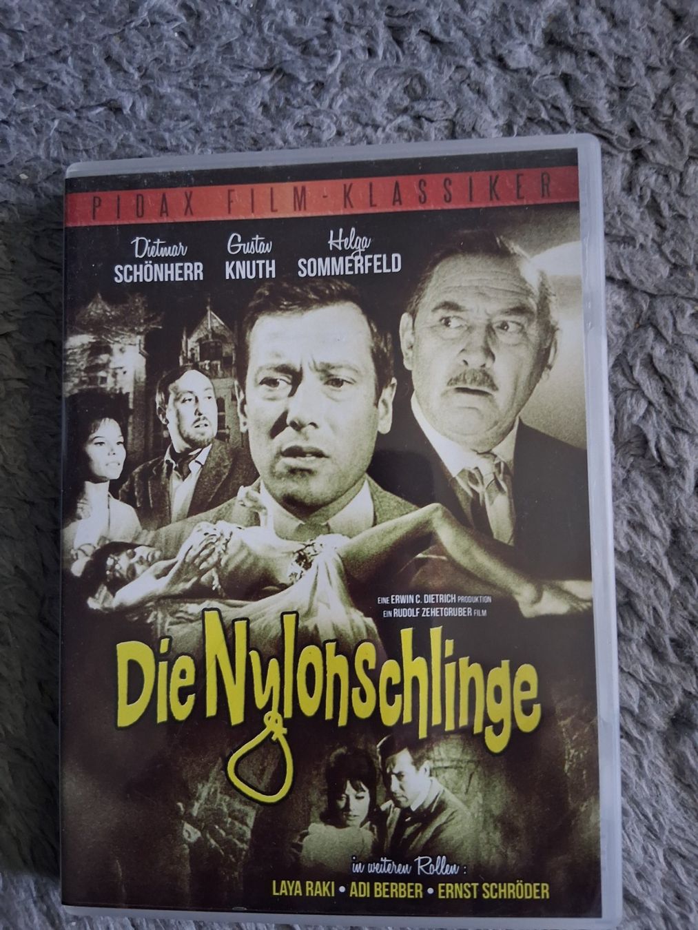 Tous les DVDs: DIE NYLONSCHLINGE     DVD – D'occasion à Wetzikon ZH par Ramones01
