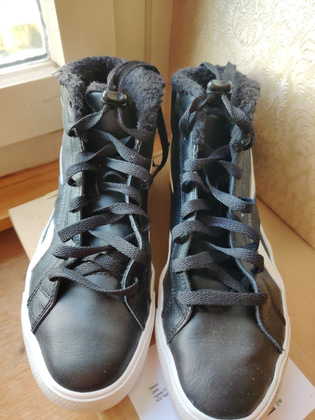 Scarpe da uomo: REEBOK gr 40 gefütterte schuhe – Usato da Degersheim venduto da HariOm 1