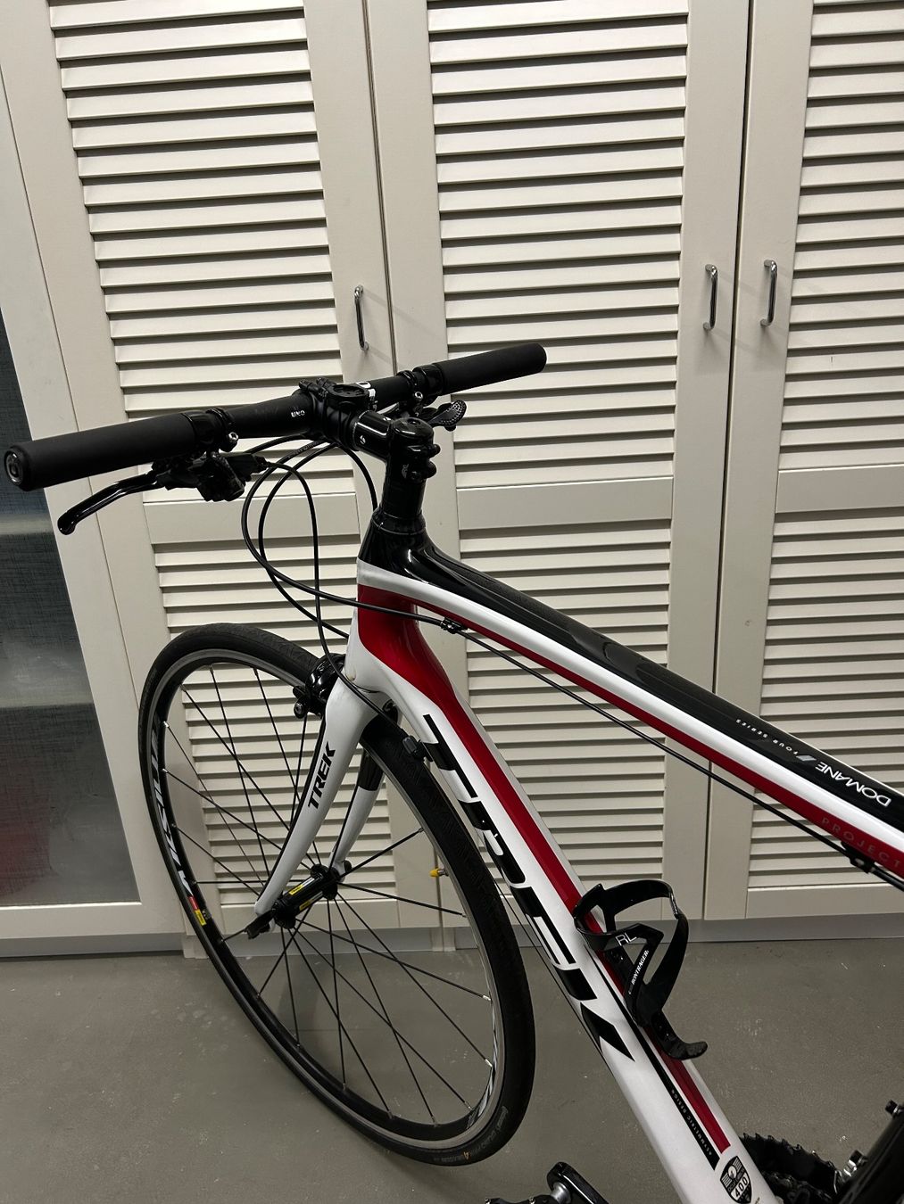 Trek Velos: Trek Domane Rennrad Carbon – Gebraucht aus Oberdiessbach von kusi11 5
