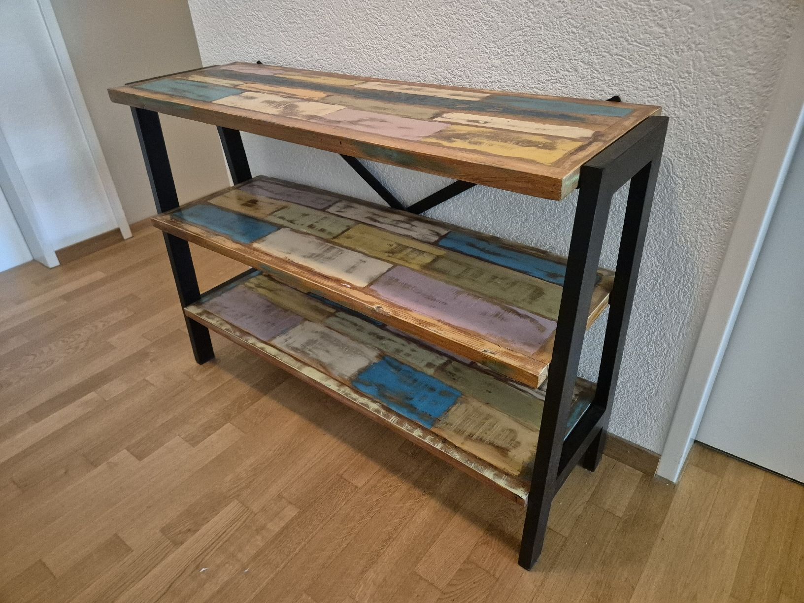 Scaffali: Buntes Regal im Shabby-Look - Blickfang – Usato da Olten venduto da Babbel139