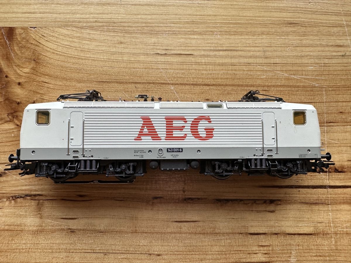 Märklin Modellini di ferrovie: Märklin H0 3441 E-Lok BR 143 AEG OVP – Usato da Schaffhausen venduto da Danilo-86 4