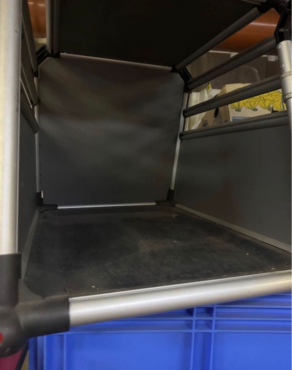 Cages, transport & sécurité: Hundebox – D'occasion à Montlingen par Cedrischee 1