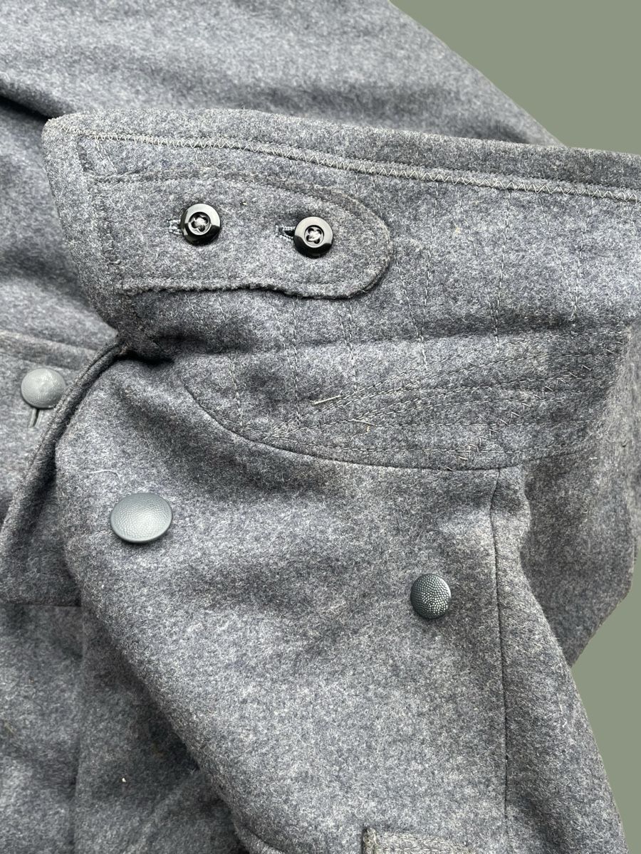 Uniformi: Mantel / Kaput der Deutsche Luftwaffe 1940 WW2 – Usato da Bellevue venduto da Belafer 5