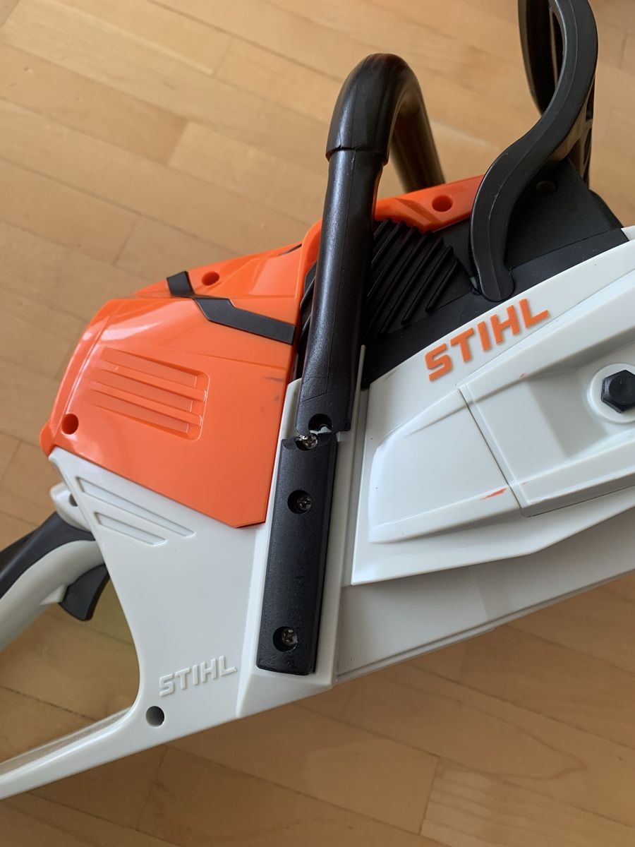 Spielzeuge: Stihl Spielzeugkettensäge mit Helm – Gebraucht aus Stansstad von goodmorninglucerne 3