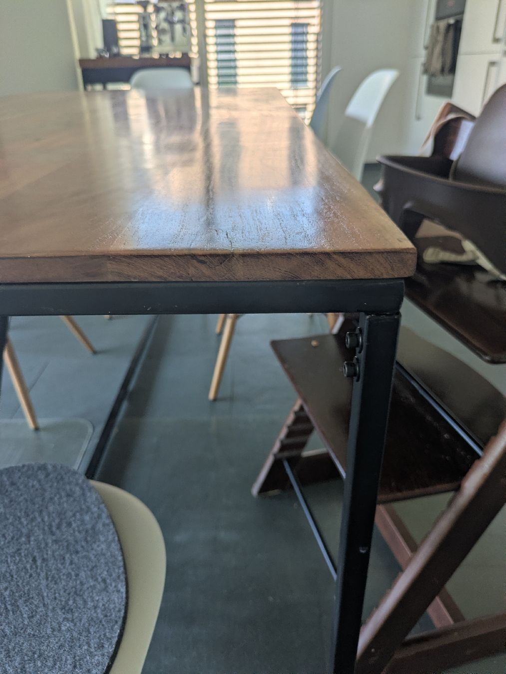 Tische: Massivholz Tisch 200x95 – Gebraucht aus Wädenswil von traviataa 3