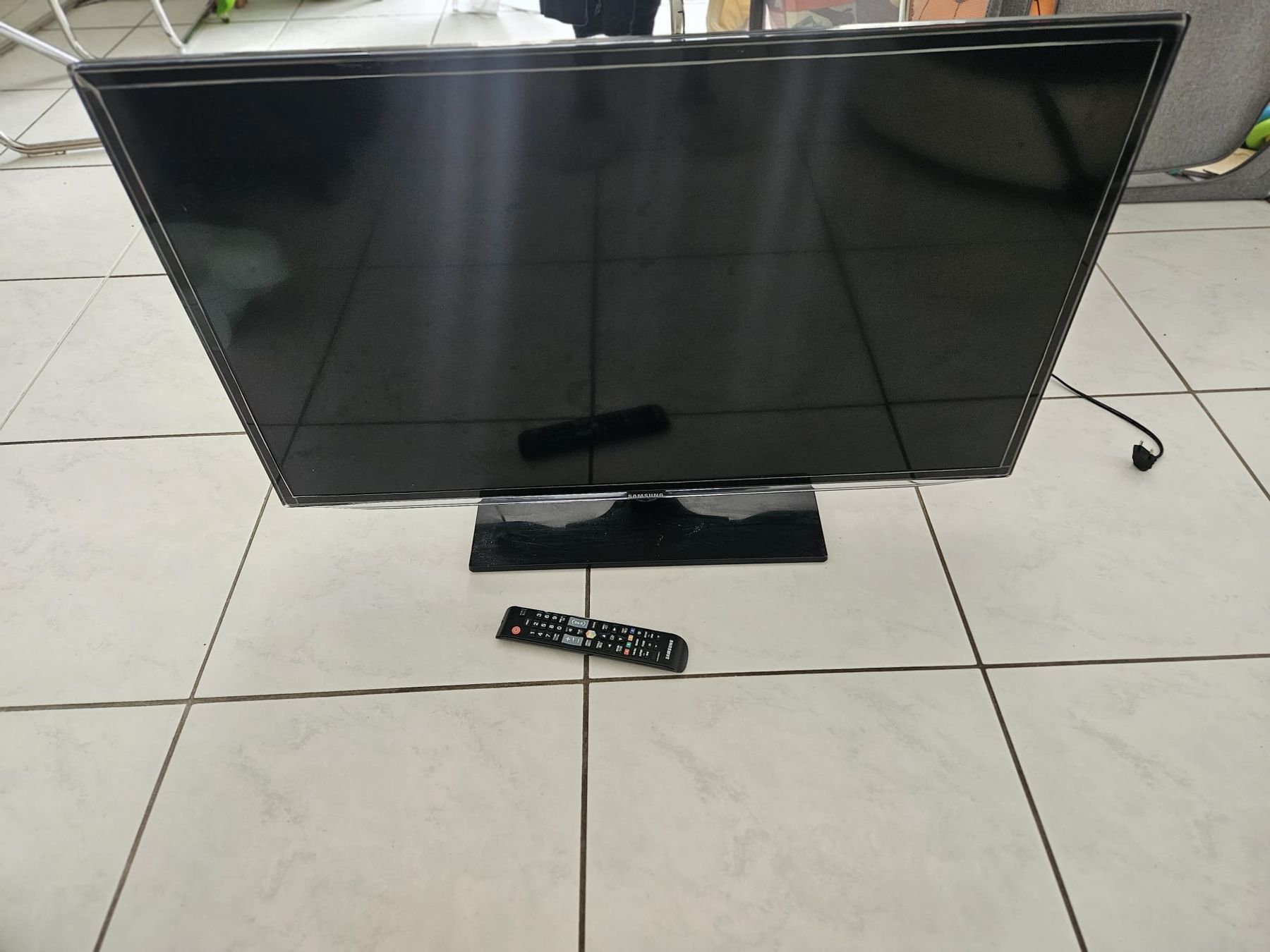 Fernseher: Samsung UE40ES6200S Television  – Gebraucht aus Bassersdorf von DonSolo