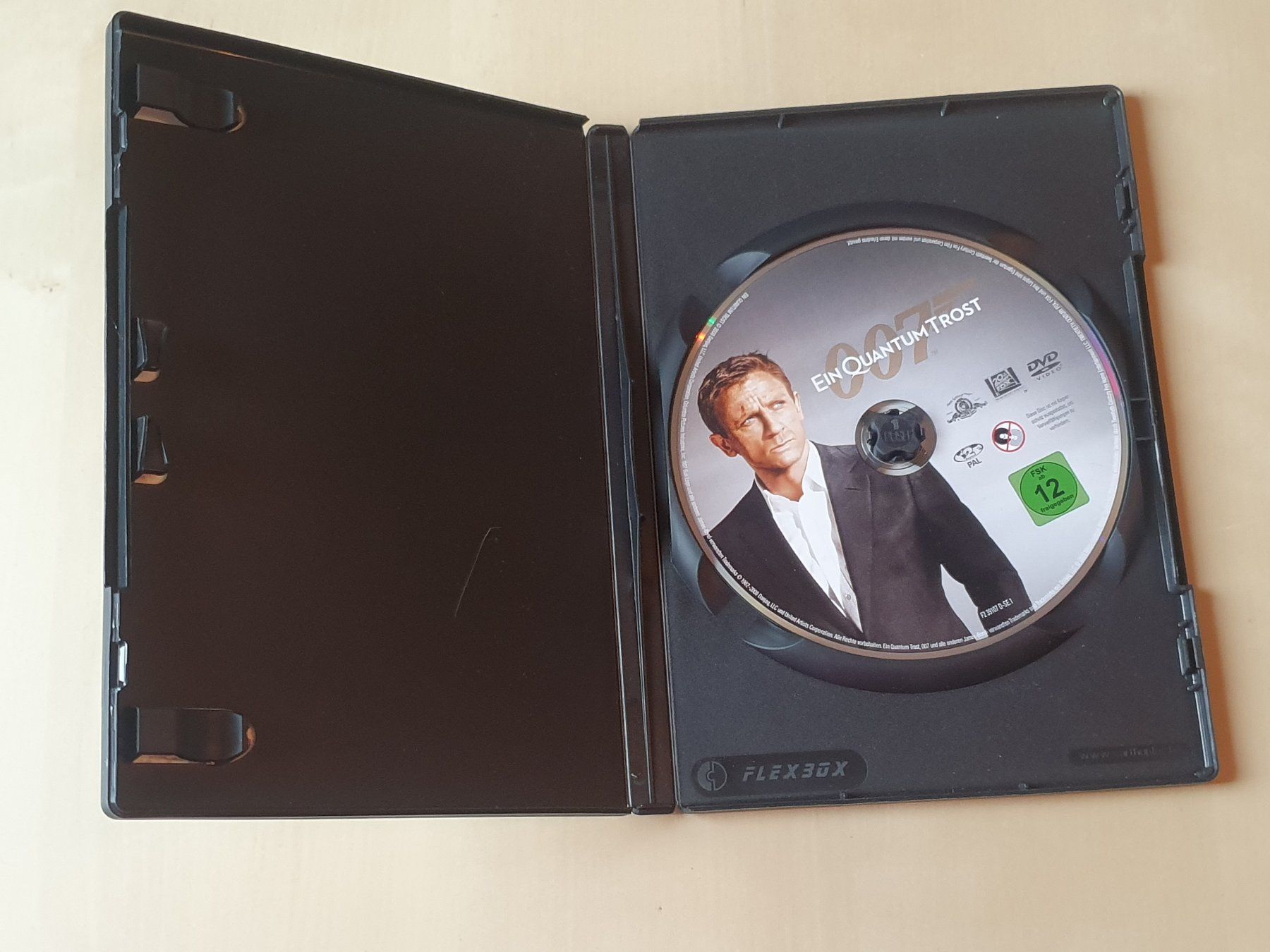 Alle DVDs: 007 Ein Quantum Trost – Gebraucht aus Stansstad von collectorsshop 2