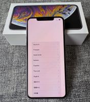 iPhone XS Max 512GB mit Zubehör.