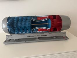 Turbine mit Kompressor (Schnittmodell)