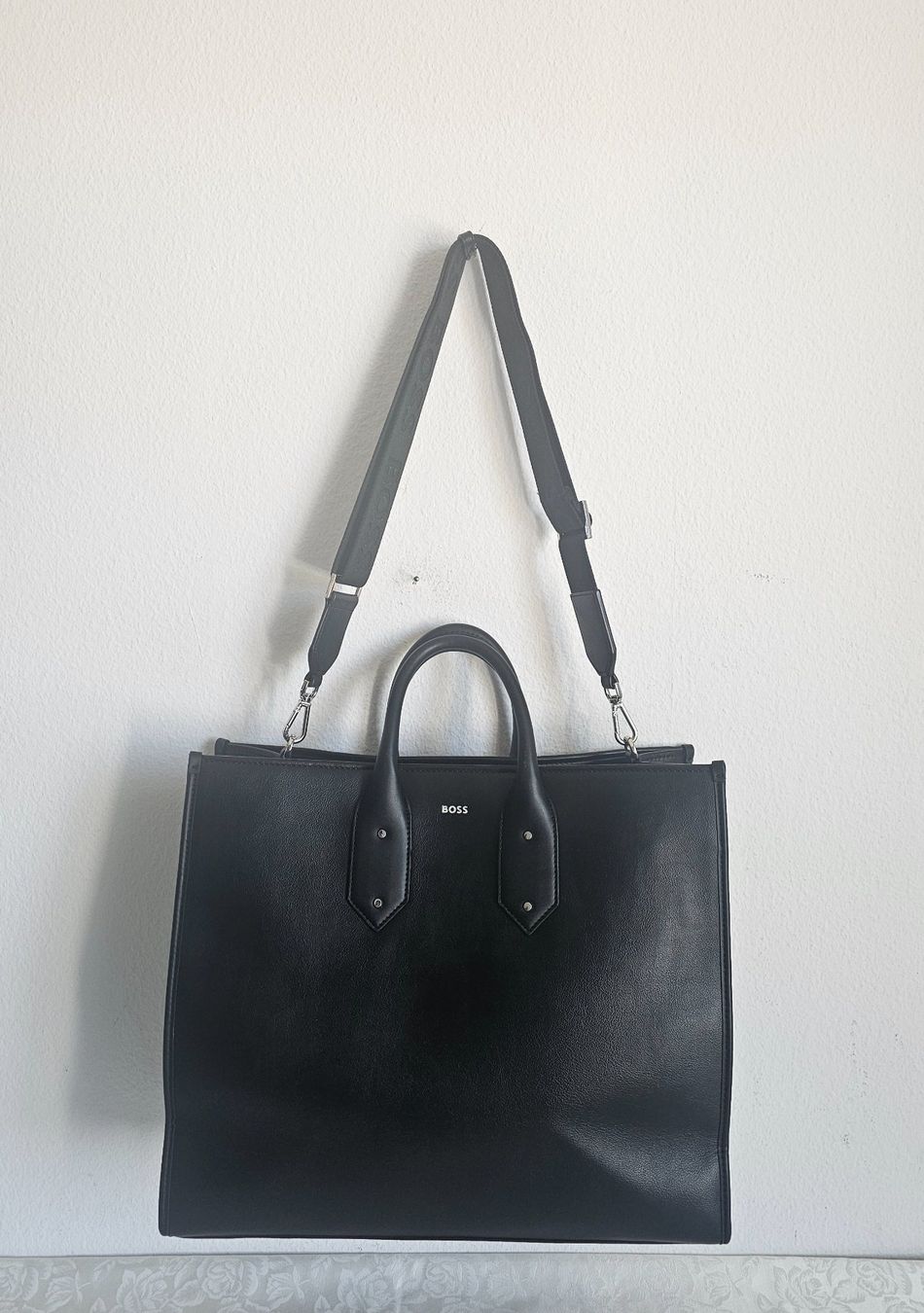 Sacs: *BOSS *Grosses Handtasche oder Umhängetasche – D'occasion à Bronschhofen par Xena37 4