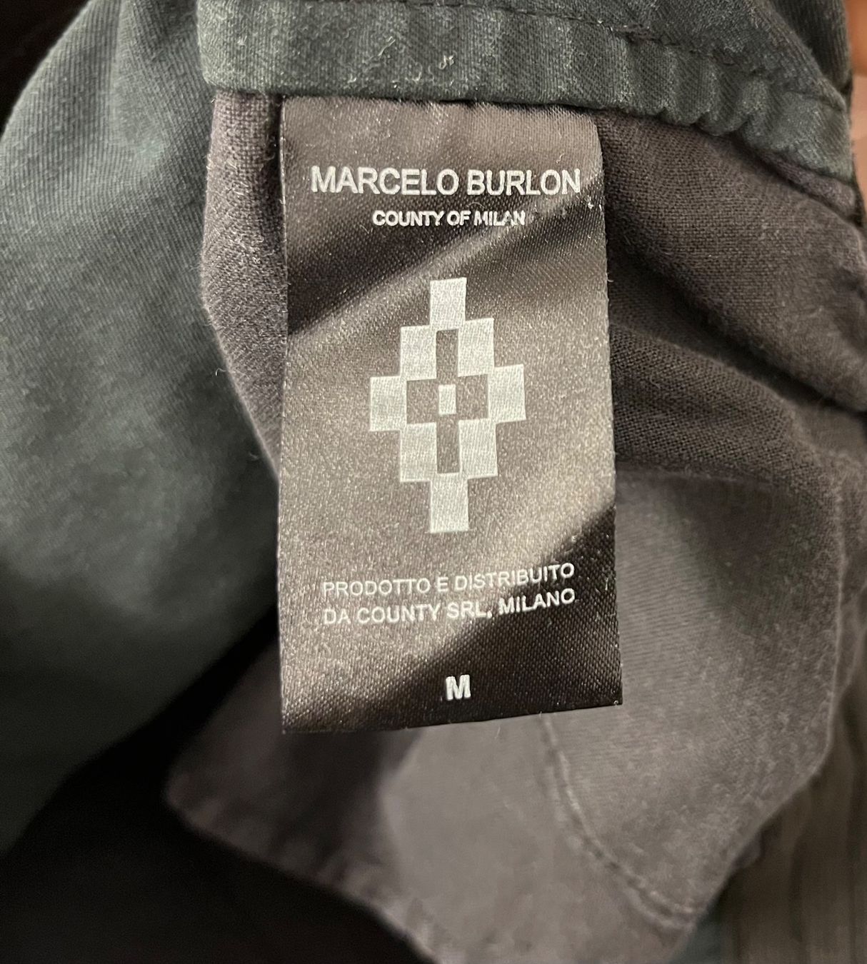 Pantaloni: Marcelo Burlon Shorts Schwarz – Usato da Zürich venduto da savu19 3