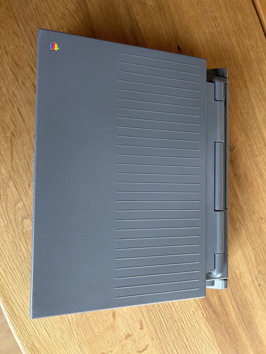 Apple Notebooks: Apple Macintosh PowerBook 160 – Defekt aus Elsau von  7