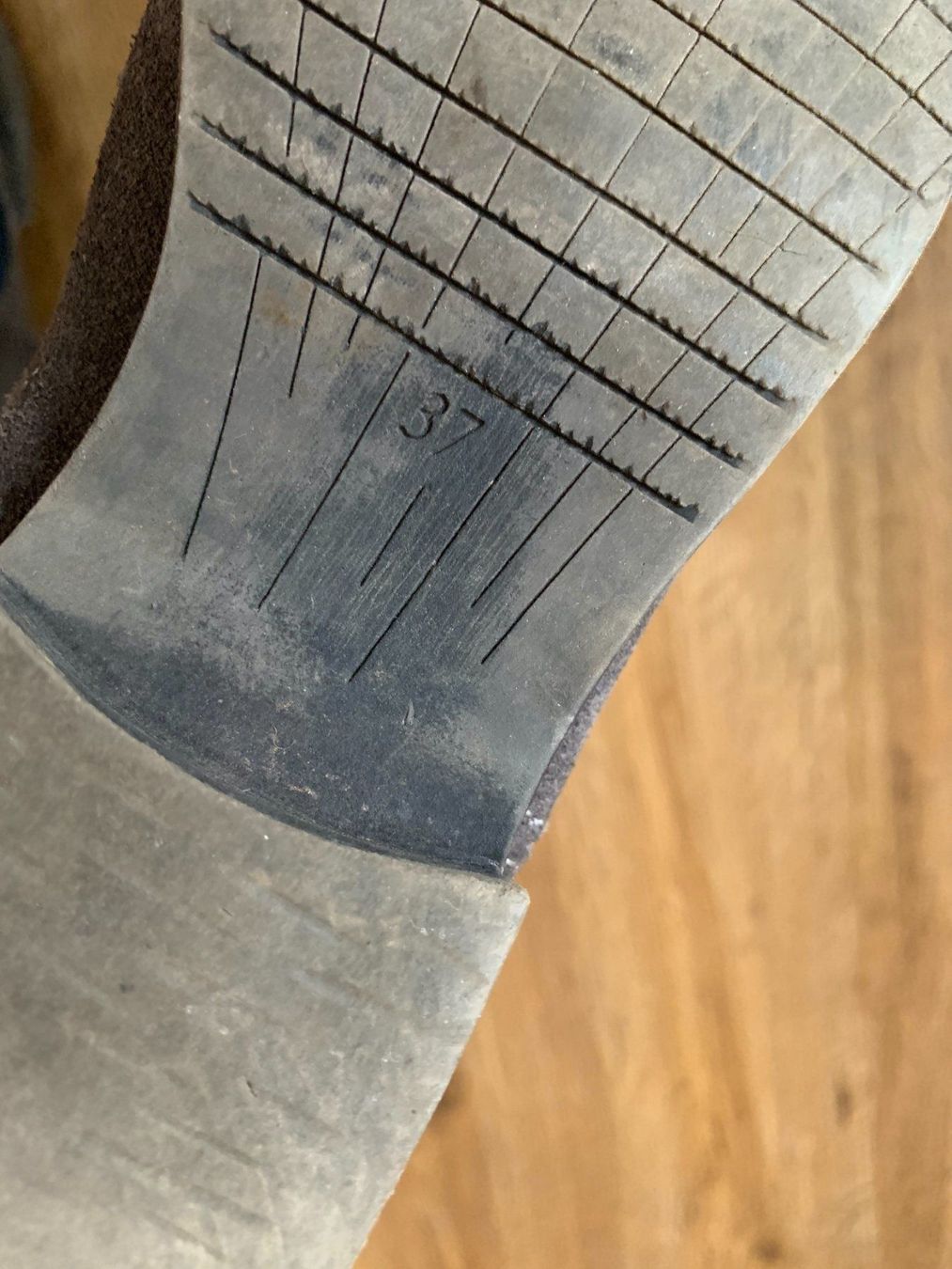Tamaris Scarpe da donna: Tamaris Ankle Boots Größe 37 – Usato da Wolfwil venduto da NewGirl 3