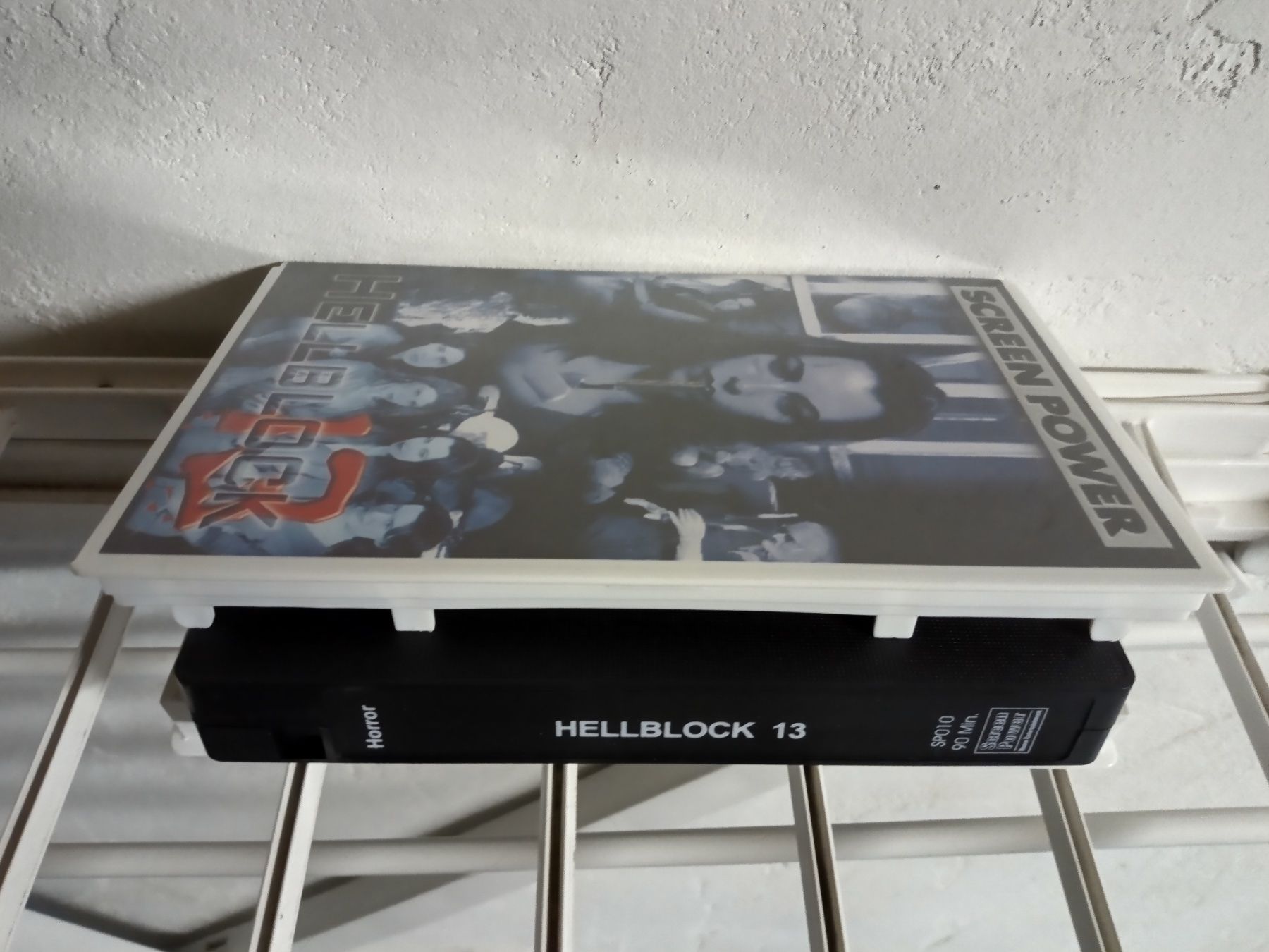 Tutti i VHS: VHS HELLBLOCK 13 SCREEN POWER VIDEO HORROR – Usato da Brienz BE venduto da INTERNALFIRE 2