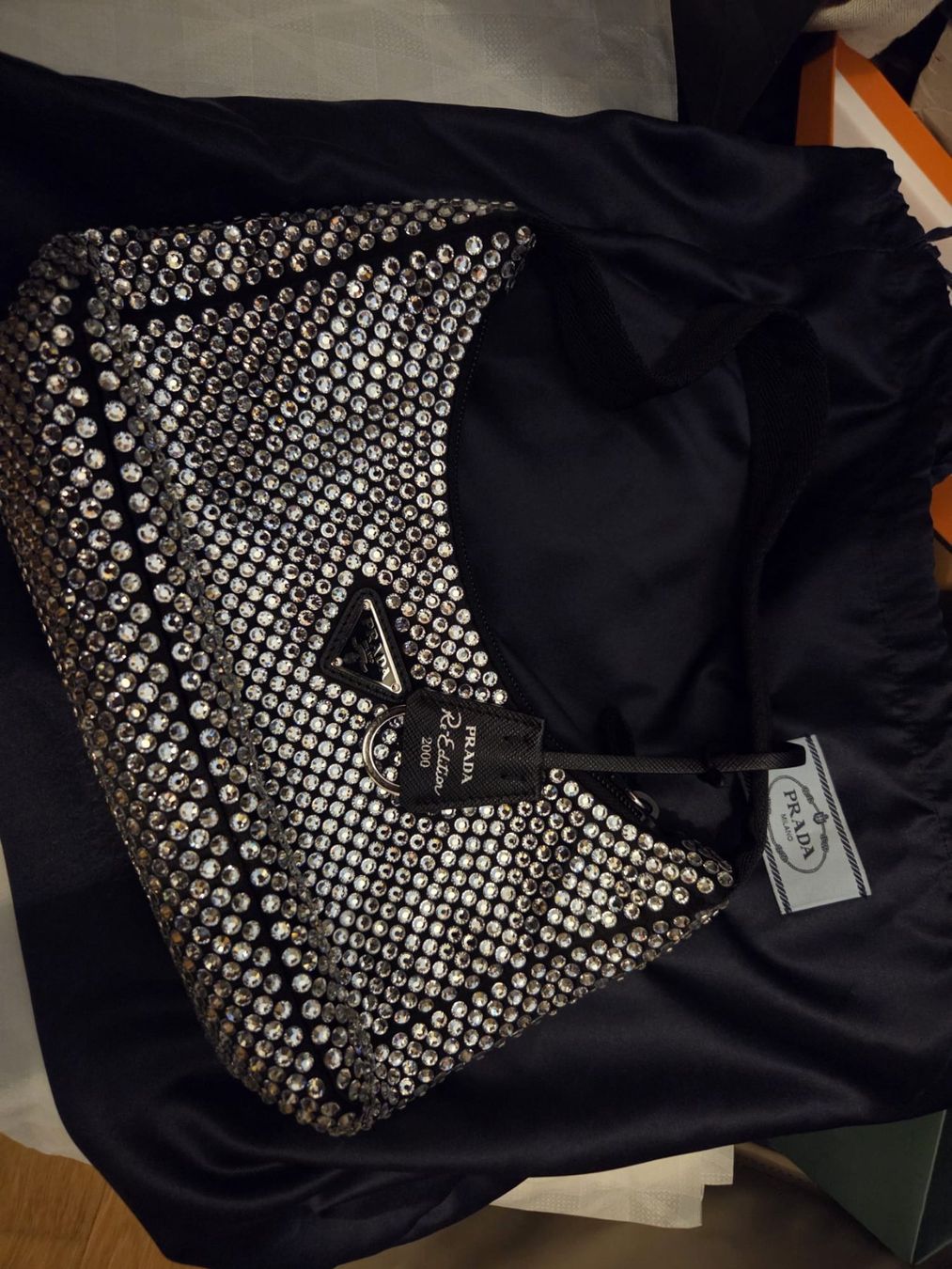 Prada Sacs femmes: Prada Strass Handtasche neuwertig – D'occasion à Sargans par ToeBee01 5