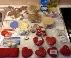 Bastelset, Deko, Herzen, Blumen, Holz, Streuteile alles neu