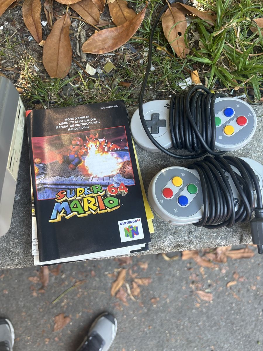 Nintendo Konsolen: Super nintendo  – Gebraucht aus Lausanne von ram_77s8 4