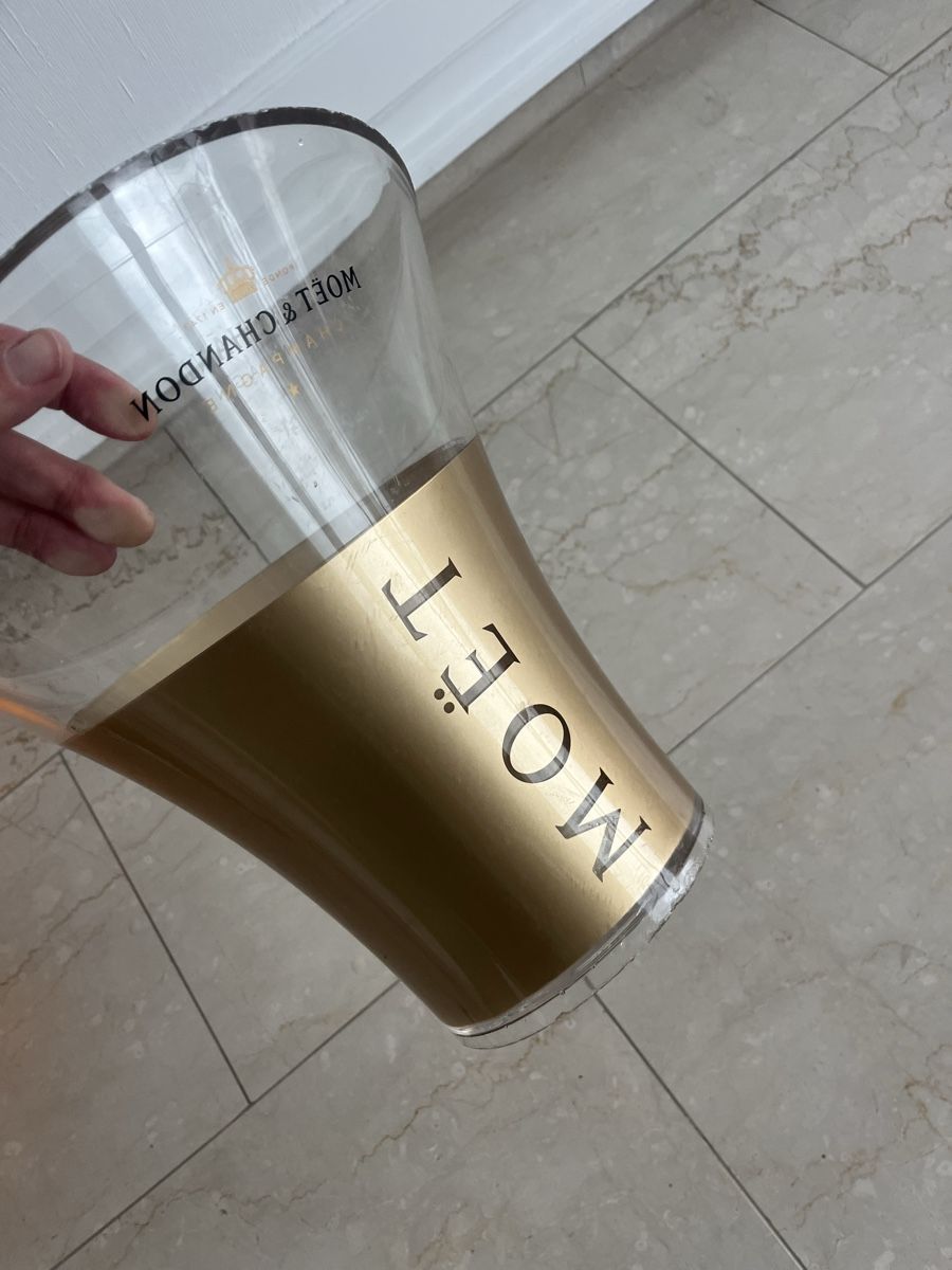 Moet Sonstiges: Sektkühler Moet & Chandon Gold – Gebraucht aus Kerzers von del13