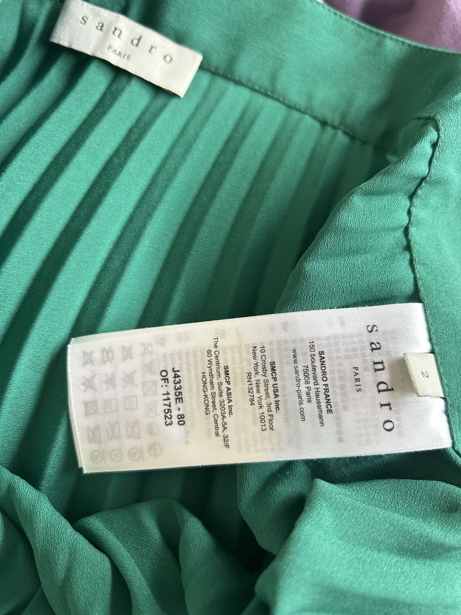 Sandro Gonne: Jupe Sandro t.2 – Usato da La Croix (Lutry) venduto da fashionclub01 1