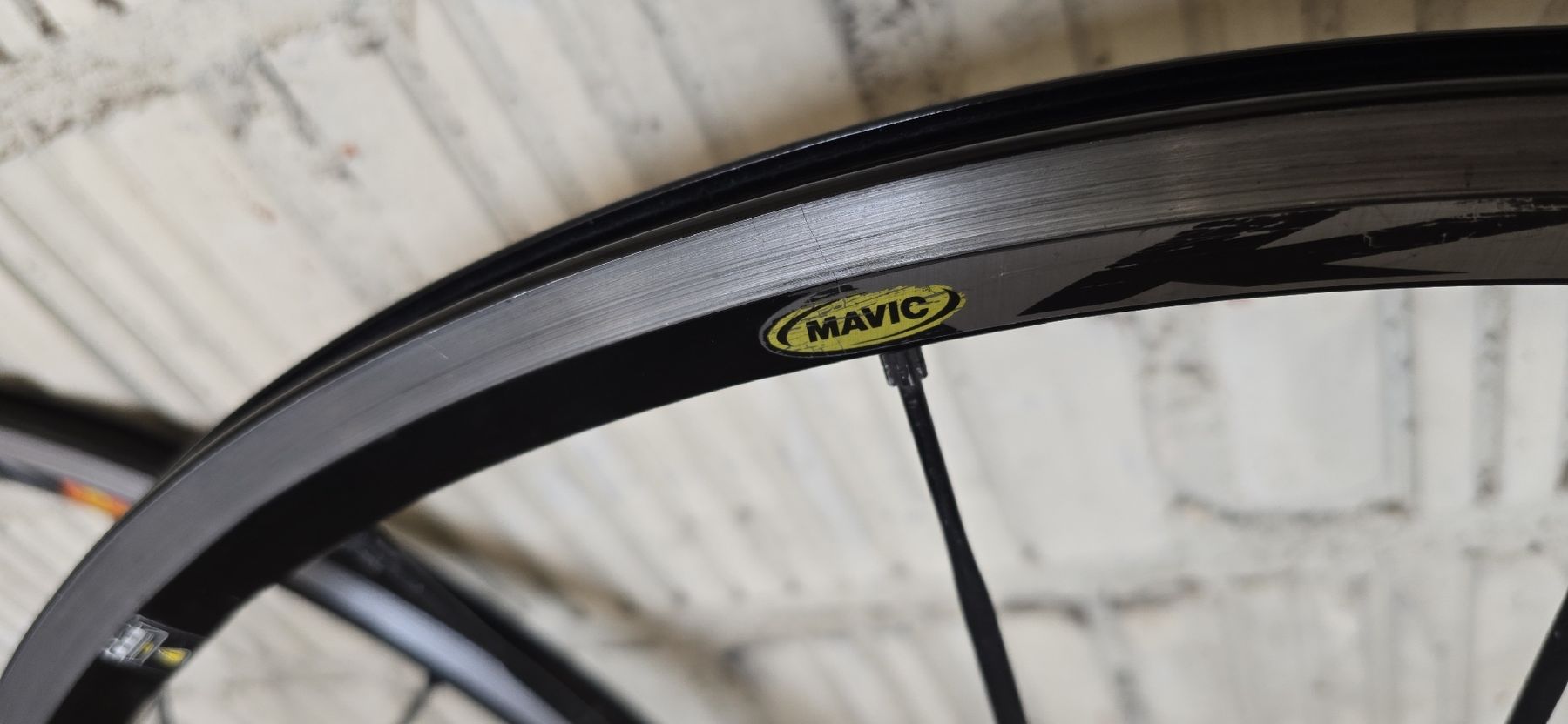 Mavic Pièces détachées: Mavic ksyrium 28" – D'occasion à basel par Propain 5
