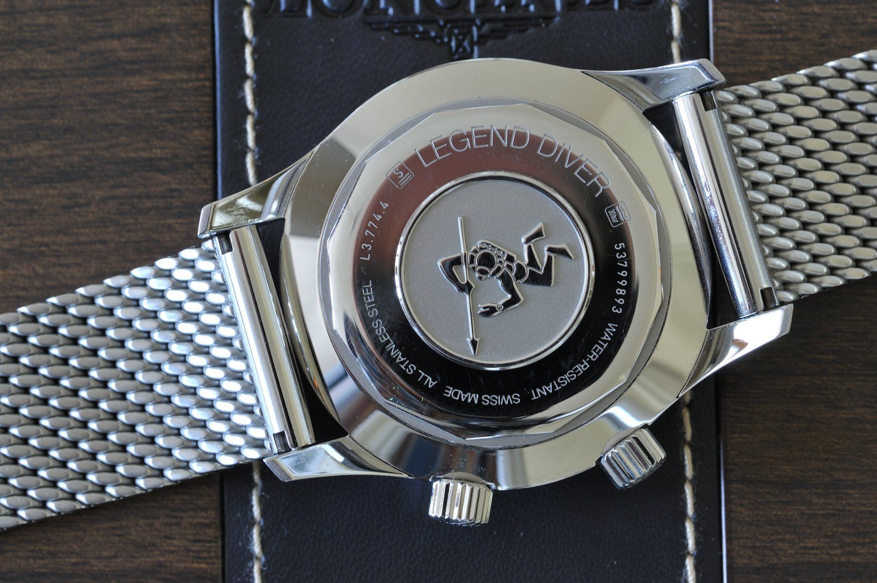 Longines Orologi: Longines Legend Diver 42mm, plus 3 Original Longines Straps – Usato da Basel venduto da catcatdog 1