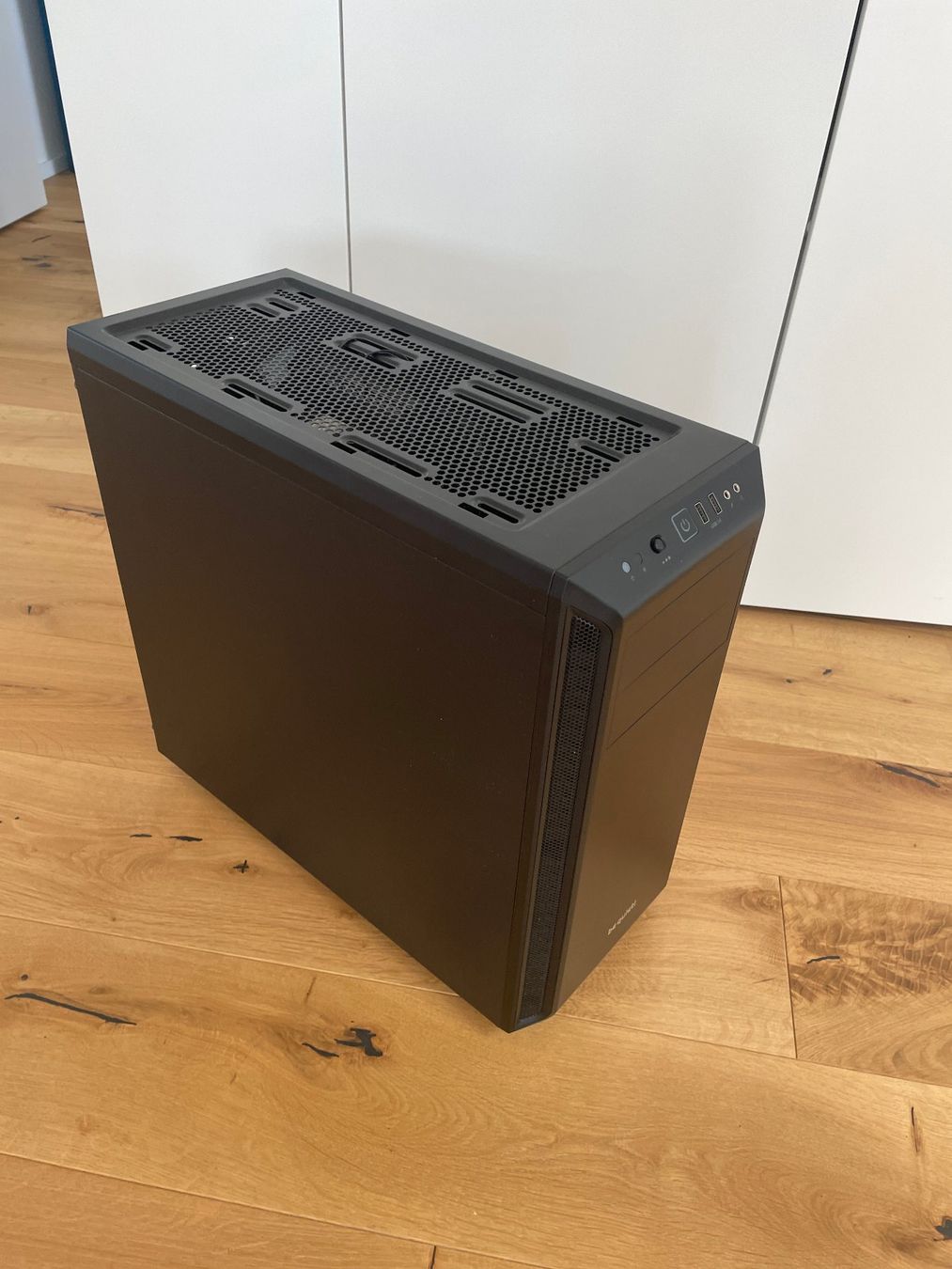 Amd PC: AI-Workstation: AMD Threadripper 1950X/NVIDIA RTX 3090+3060 – Usato da Zürich venduto da Kri_ga