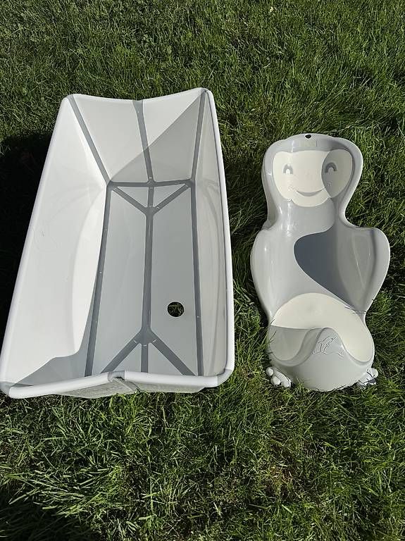 Vasche da bagno: Stokke Flexi bath Baby Badewanne mit Einlage – Usato da Grellingen venduto da adamschnei 1